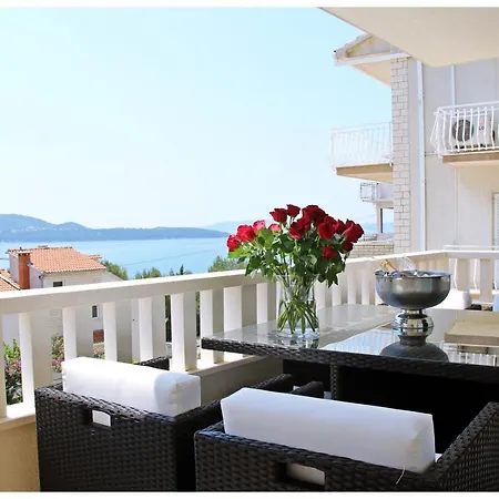 Lado Apartment Trogir Exterior photo