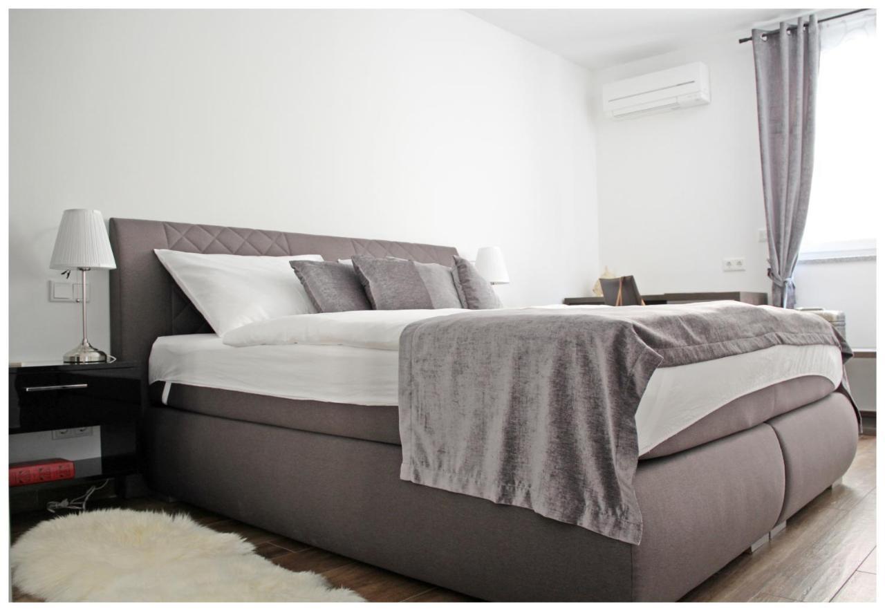 Lado Apartman